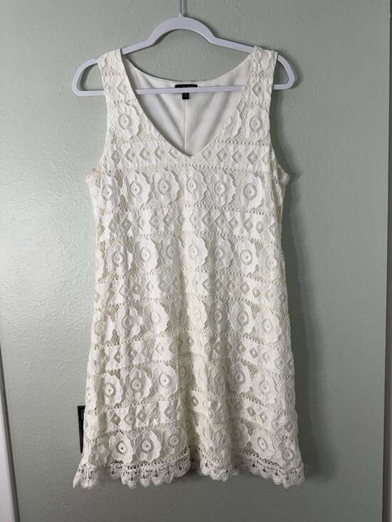 As U Wish Dresses & Skirts - As U Wish Dress - White Floral Size XL